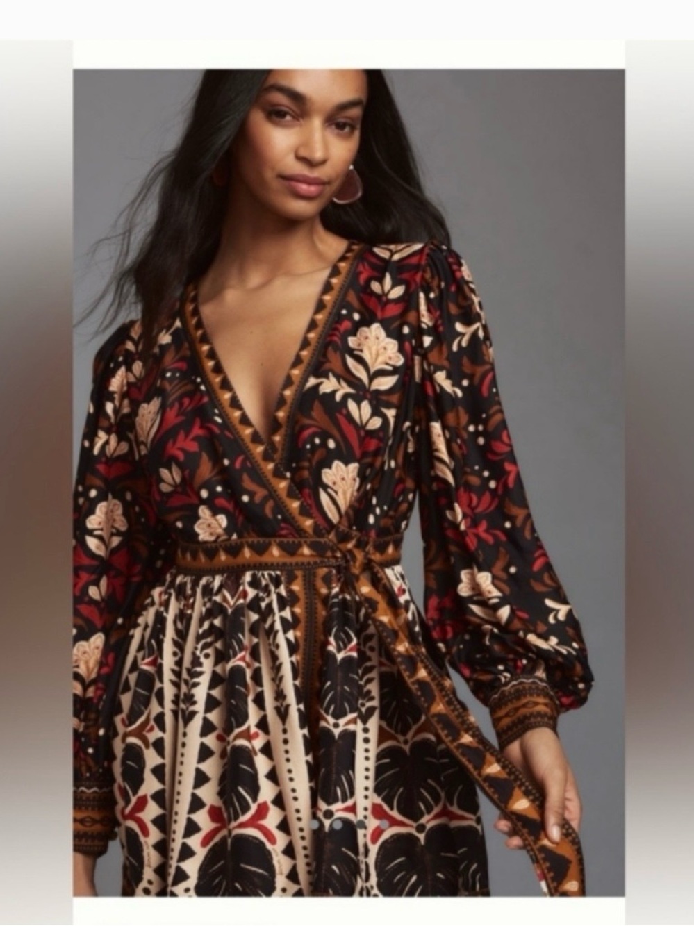 FARM Rio Tapestry Garden V-Neck Belted
Mini Dress